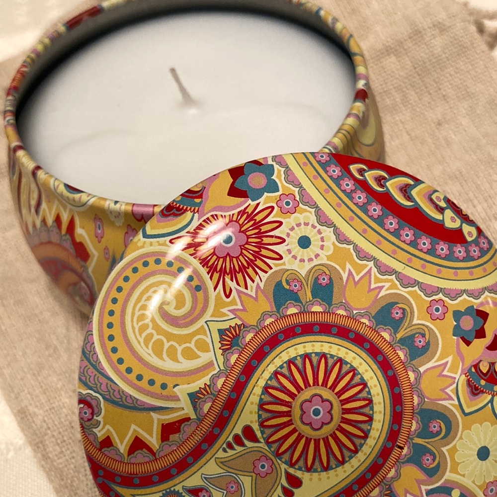 NWT tribal NWT Secret Stone Fresh Flower Soy Candle